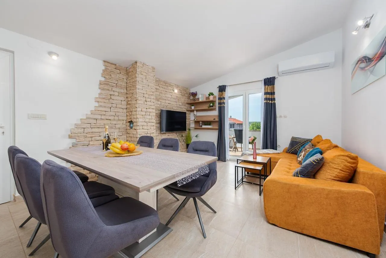 Villa Bazen,Jacuzzy Sukosan Croatia