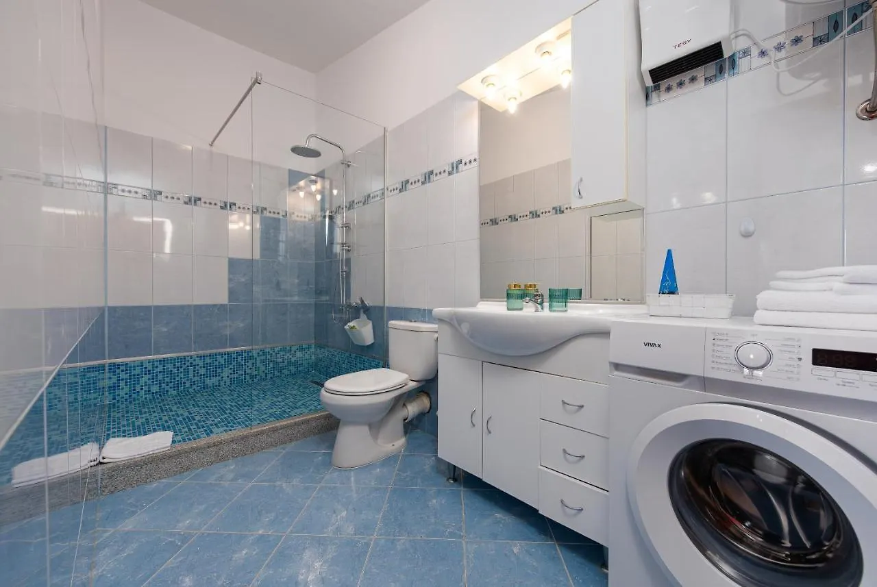 Villa Bazen,Jacuzzy Sukosan 0*,  Croatia