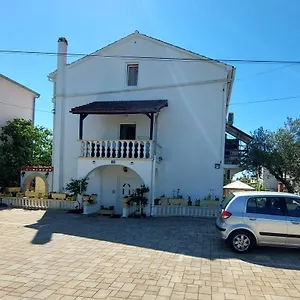 Pensión Vilma, Sukošan